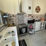 דירה La Casa Di Emira *