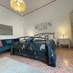 La Casa Di Emira Apartment *